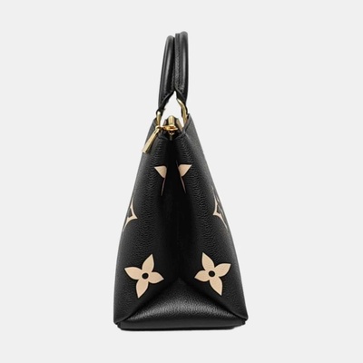 LOUIS VUITTON PALAIS PM in Black Epi Leather with Monogram Embossing, Gold-Tone Hardware, and Adjustable Detachable Strap for Shoulder or Handheld Wear.