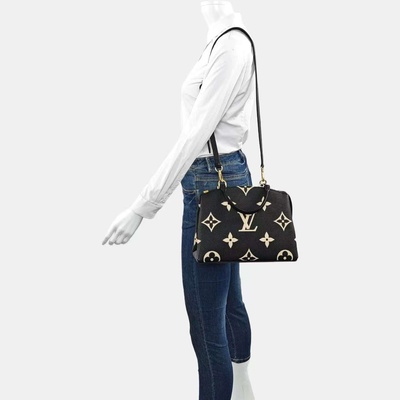 LOUIS VUITTON PALAIS PM in Black Epi Leather with Monogram Embossing, Gold-Tone Hardware, and Adjustable Detachable Strap for Shoulder or Handheld Wear.